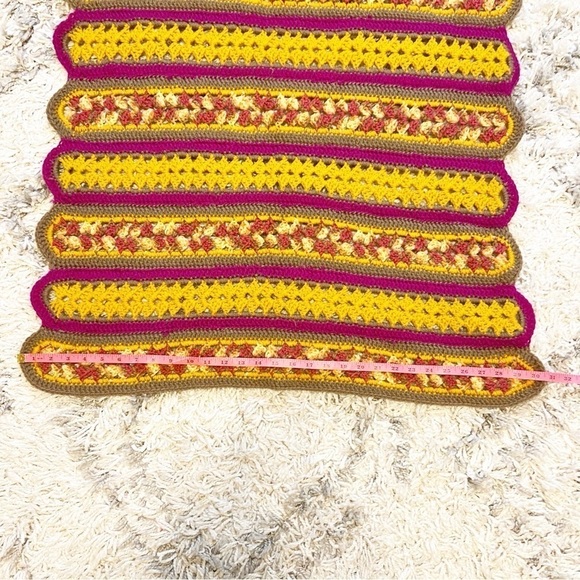 No Brand | Handmade Knit-Crochet Eyelet Cottage Core Grandma Blanket - Picture 7 of 10